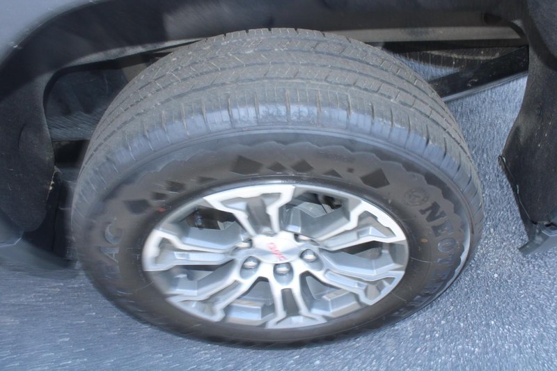 GMC Sierra 1500 Vehicle Image 07