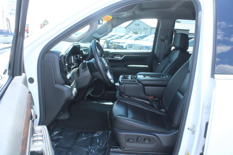 GMC Sierra 1500 Vehicle Image 08