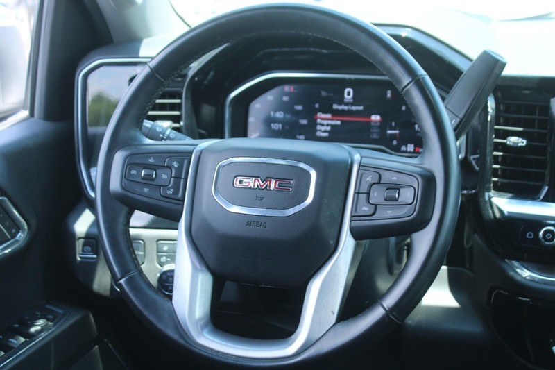 GMC Sierra 1500 Vehicle Image 14
