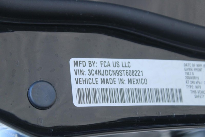 Jeep Compass Vehicle Image 08