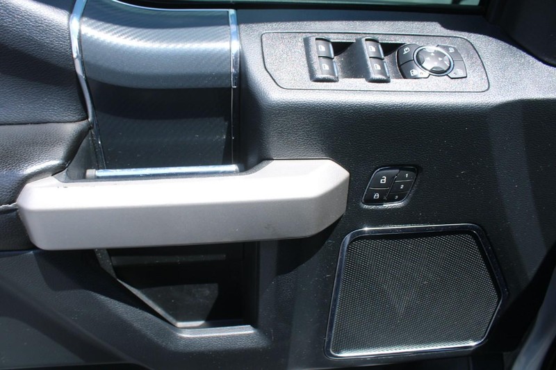Ford F-150 Vehicle Image 09