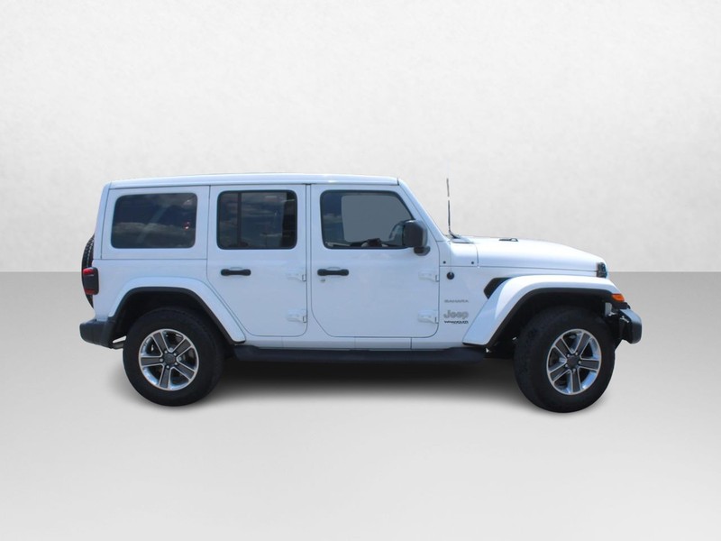 Jeep Wrangler Vehicle Image 02