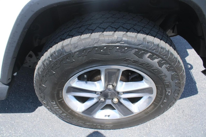 Jeep Wrangler Vehicle Image 07