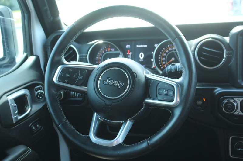 Jeep Wrangler Vehicle Image 14