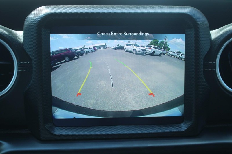 Jeep Wrangler Vehicle Image 21