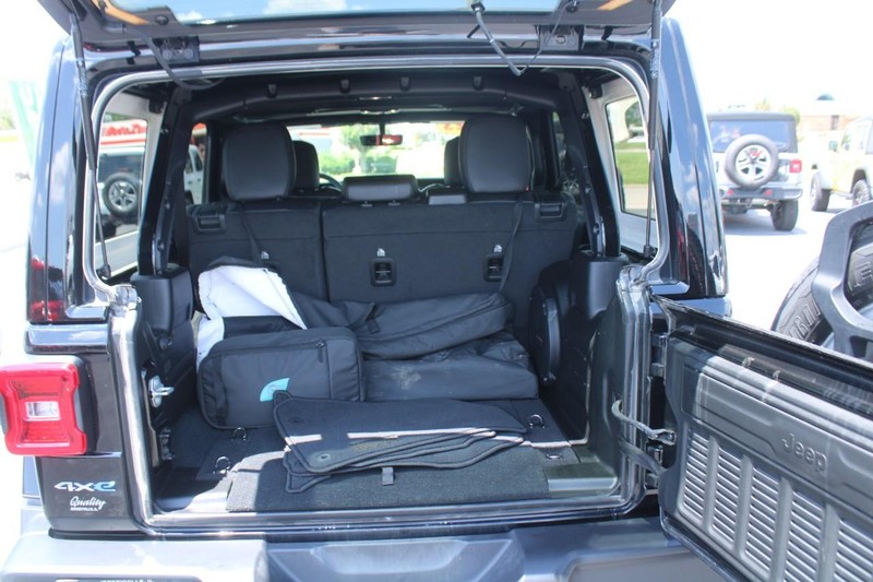 Jeep Wrangler 4xe Vehicle Image 06
