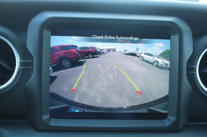 Jeep Wrangler 4xe Vehicle Image 21