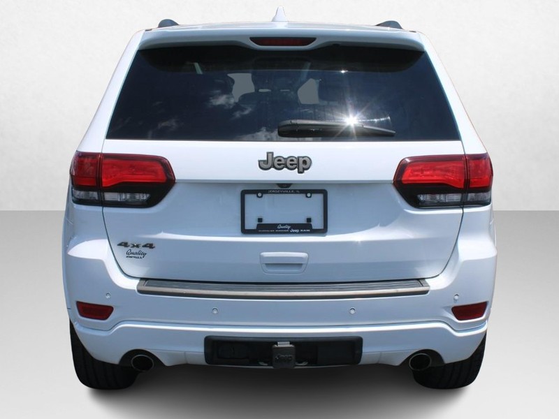 Jeep Grand Cherokee Vehicle Image 04