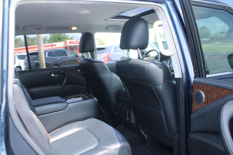 Nissan Armada Vehicle Image 12