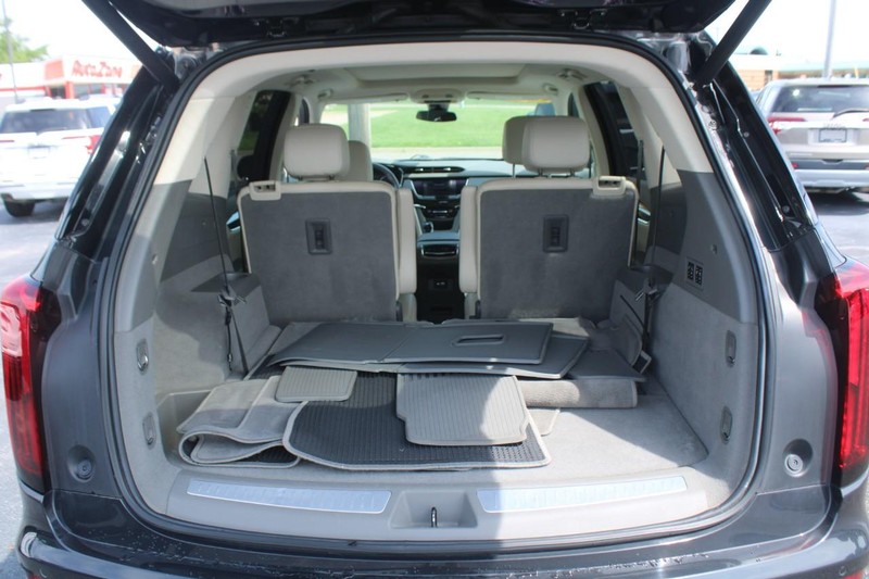Cadillac XT6 Vehicle Image 06