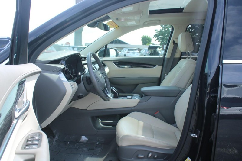 Cadillac XT6 Vehicle Image 08