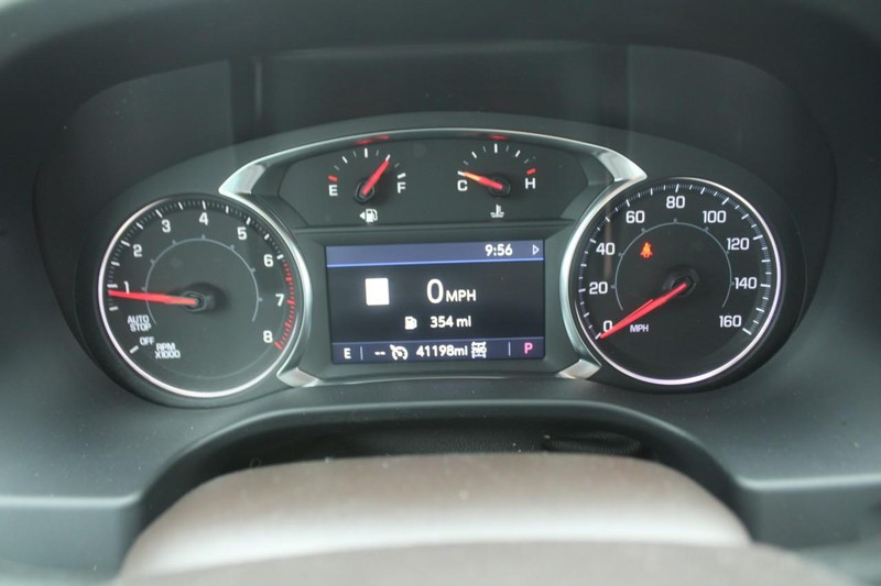 GMC Acadia Vehicle Image 18
