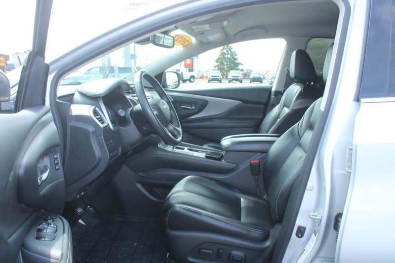 Nissan Murano Vehicle Image 08