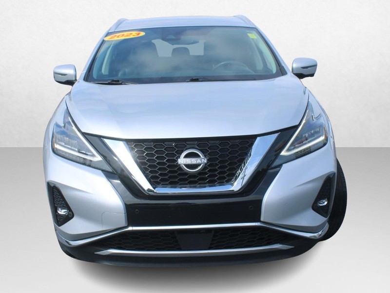 Nissan Murano Vehicle Image 10