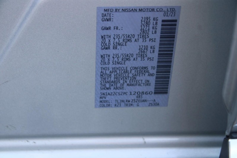 Nissan Murano Vehicle Image 17