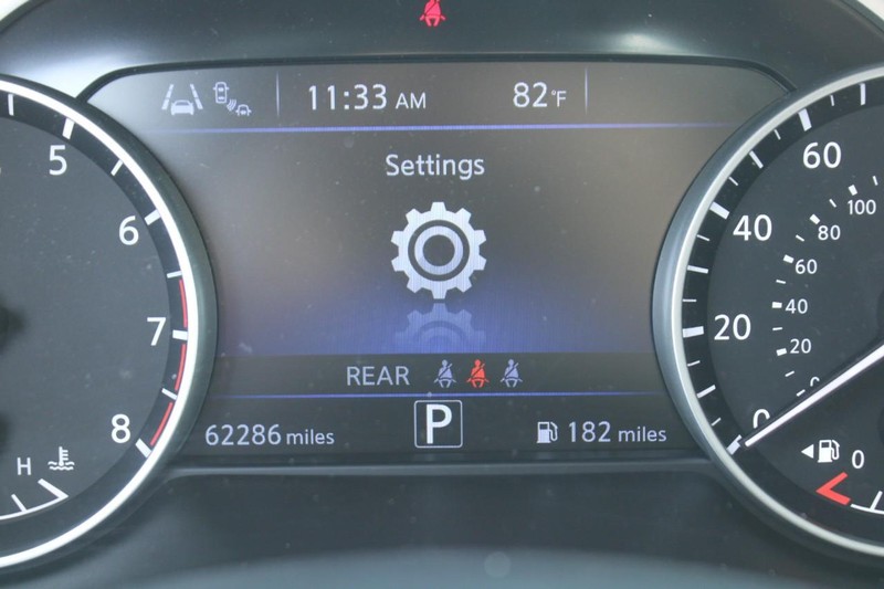 Nissan Murano Vehicle Image 19