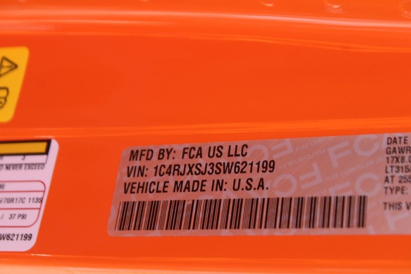 Jeep Wrangler Vehicle Image 08