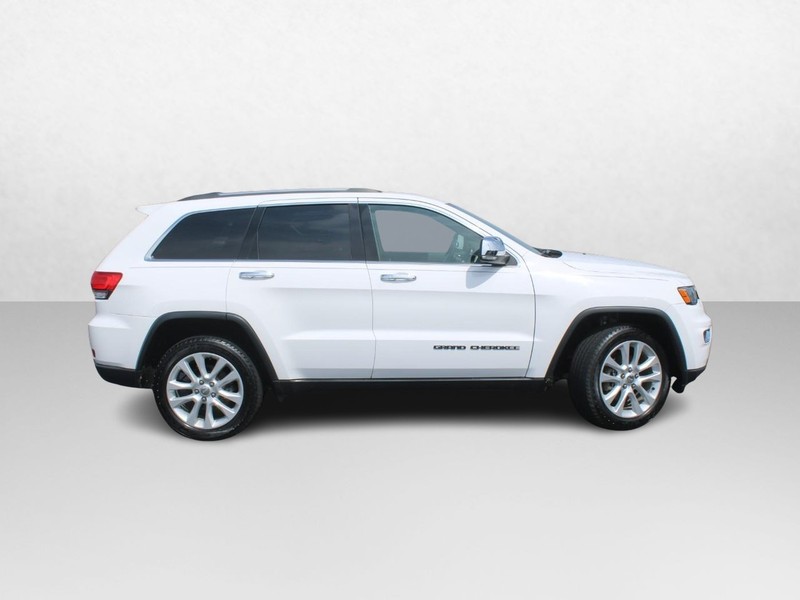 Jeep Grand Cherokee Vehicle Image 02