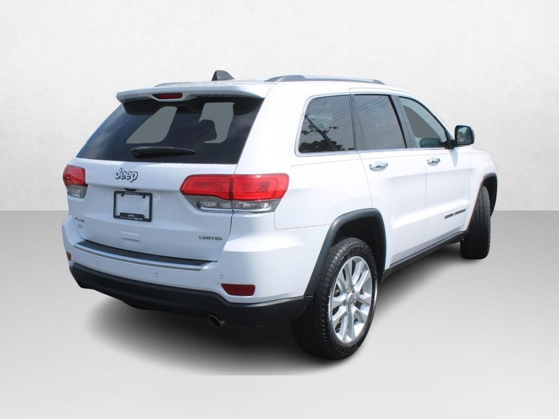 Jeep Grand Cherokee Vehicle Image 03