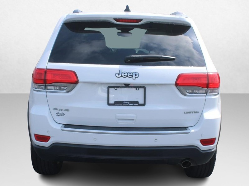 Jeep Grand Cherokee Vehicle Image 04