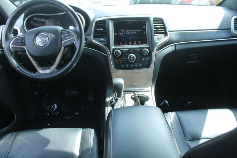 Jeep Grand Cherokee Vehicle Image 13
