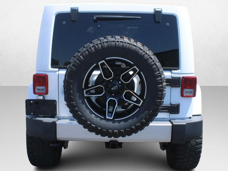Jeep Wrangler JK Unlimited Vehicle Image 04