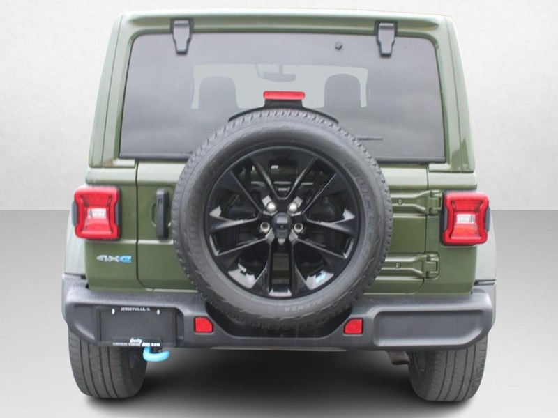 Jeep Wrangler 4xe Vehicle Image 04
