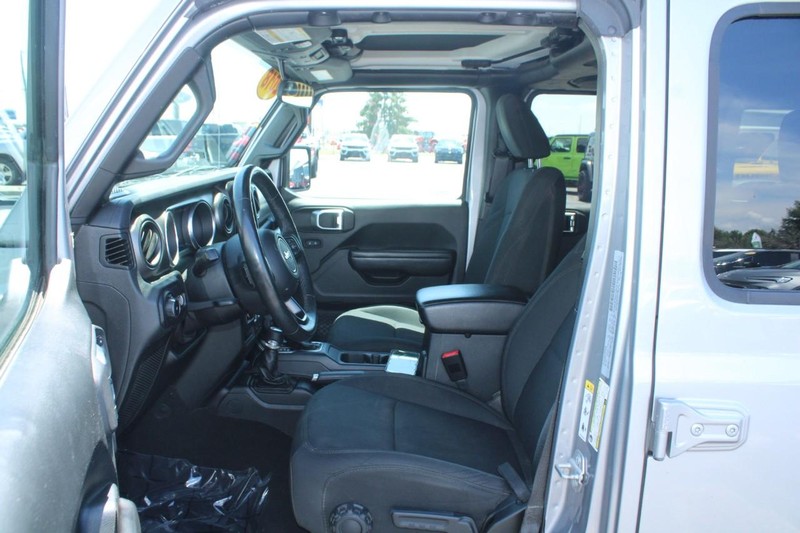 Jeep Wrangler Unlimited Vehicle Image 08
