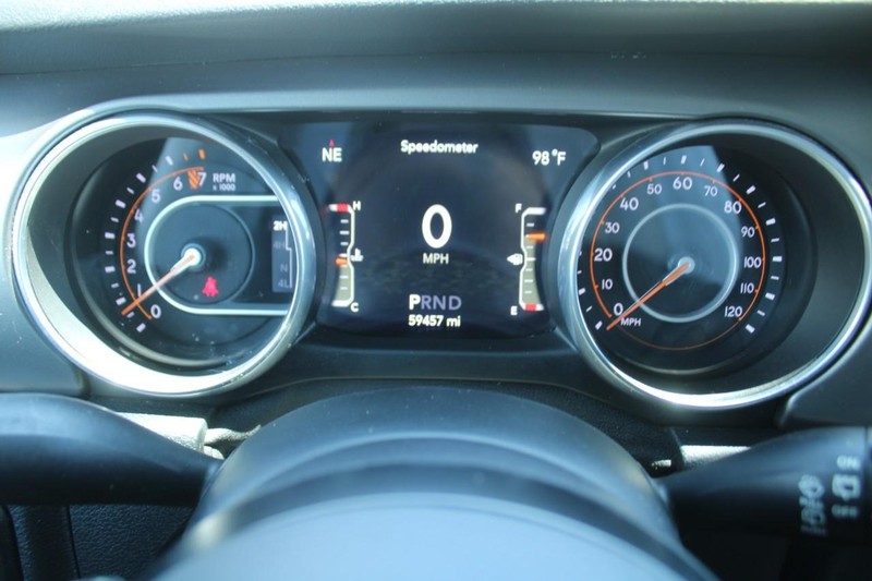 Jeep Wrangler Unlimited Vehicle Image 18