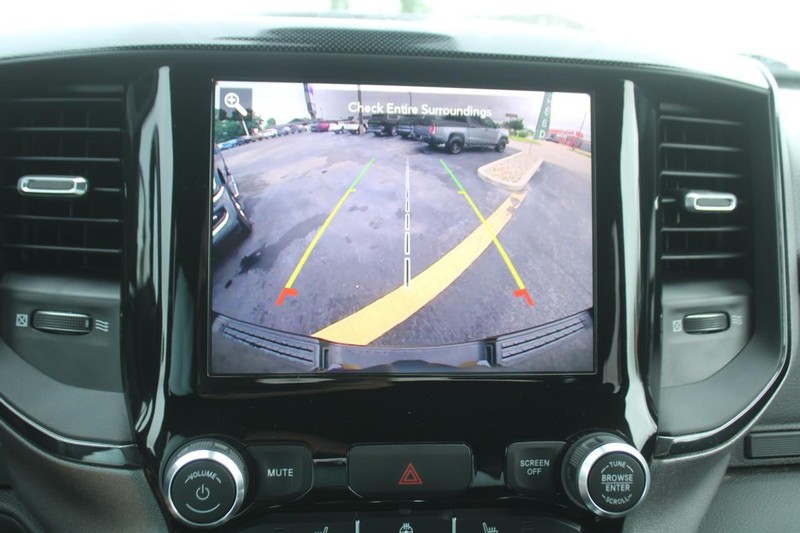 Ram 1500 Vehicle Image 21