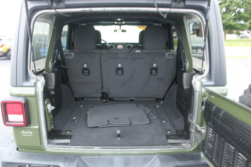 Jeep Wrangler Unlimited Vehicle Image 06