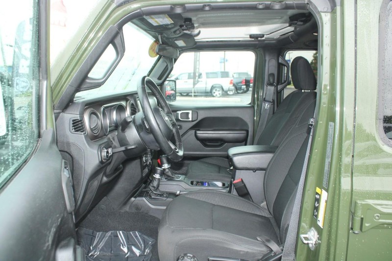 Jeep Wrangler Unlimited Vehicle Image 08