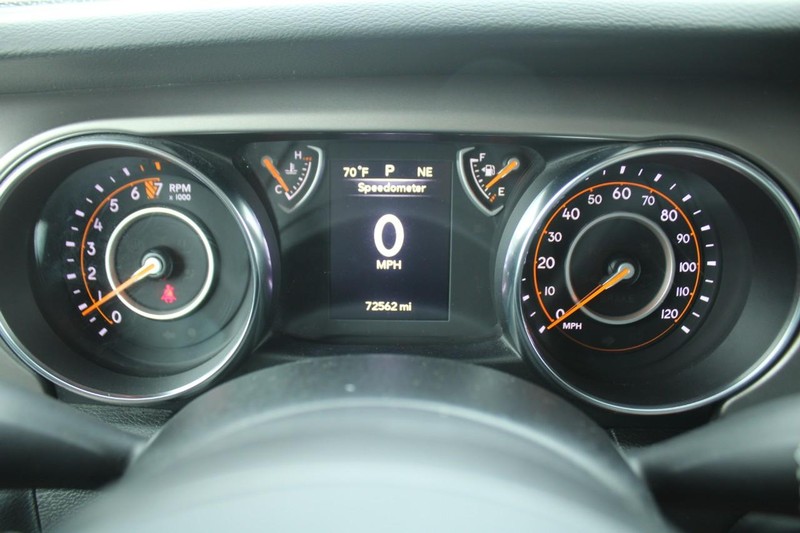 Jeep Wrangler Unlimited Vehicle Image 18