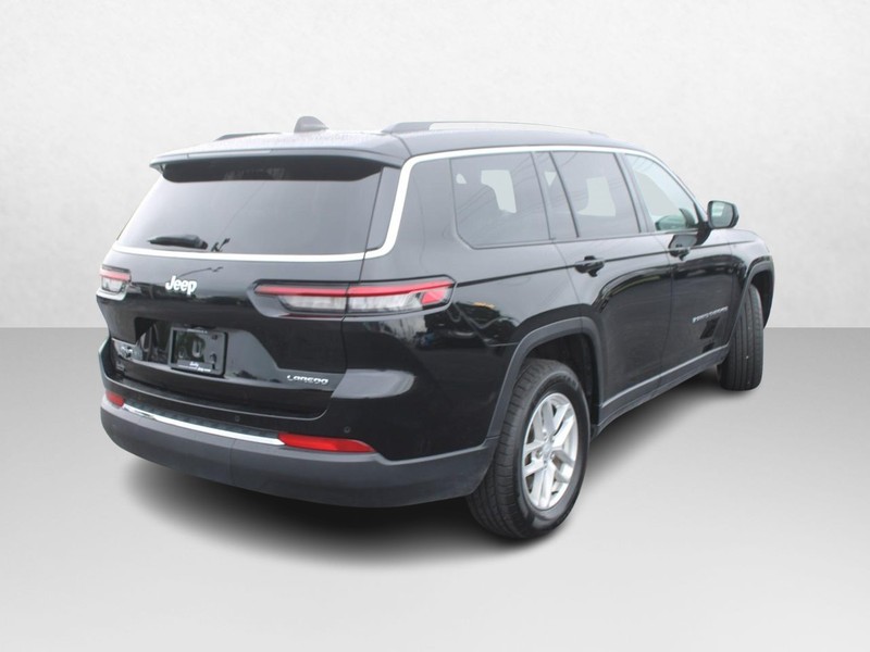 Jeep Grand Cherokee L Vehicle Image 03