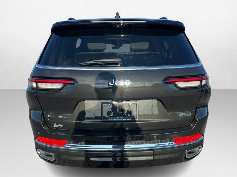 Jeep Grand Cherokee L Vehicle Image 04