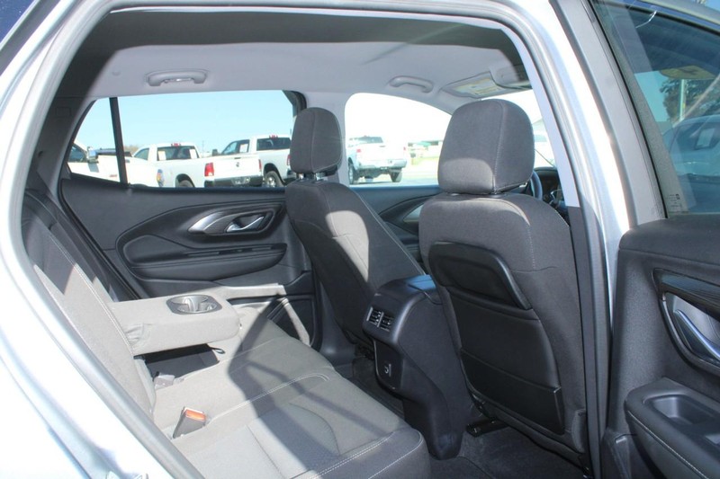 GMC Terrain Vehicle Image 12