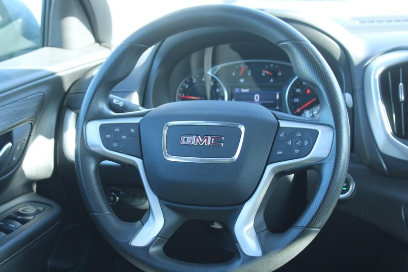 GMC Terrain Vehicle Image 14