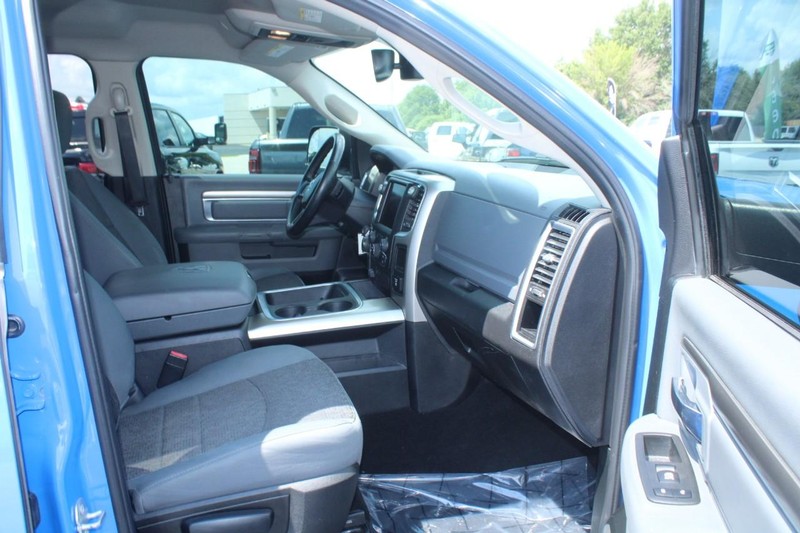 Ram 1500 Vehicle Image 11