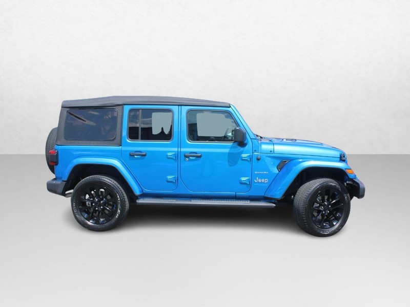 Jeep Wrangler 4xe Vehicle Image 02
