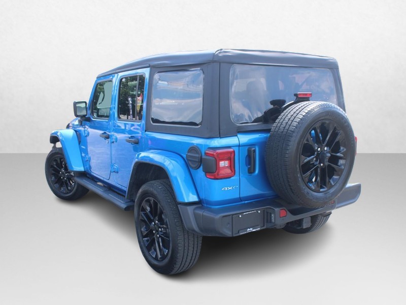 Jeep Wrangler 4xe Vehicle Image 05