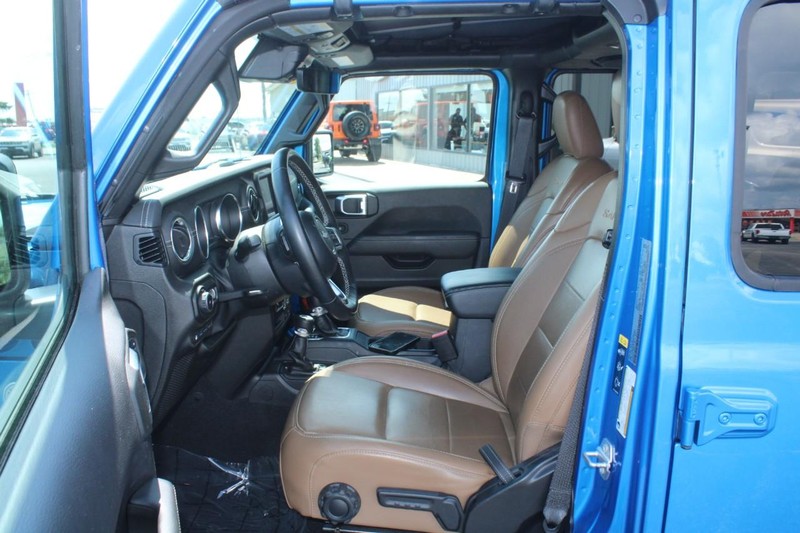 Jeep Wrangler 4xe Vehicle Image 08