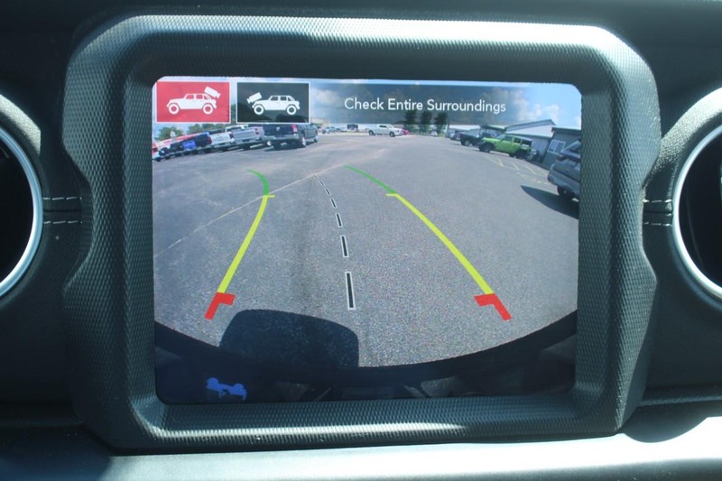 Jeep Wrangler 4xe Vehicle Image 21