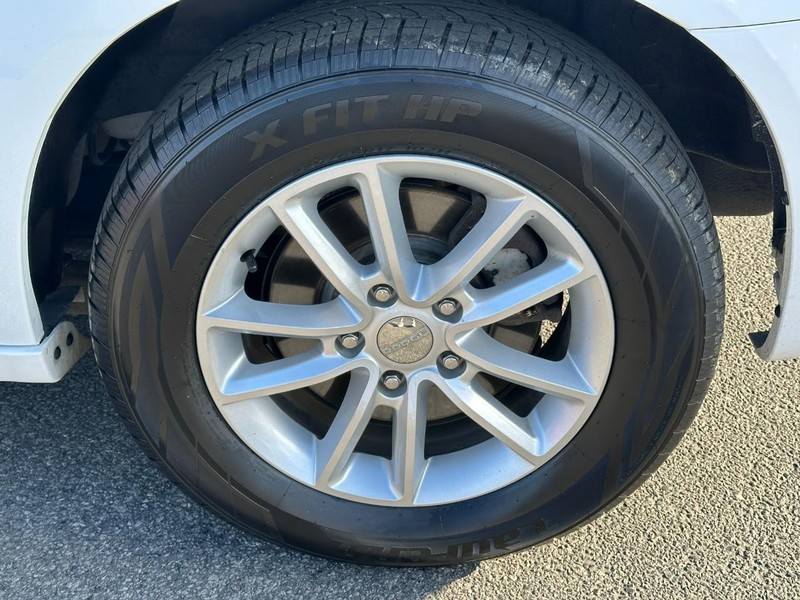 Dodge Grand Caravan Vehicle Image 07