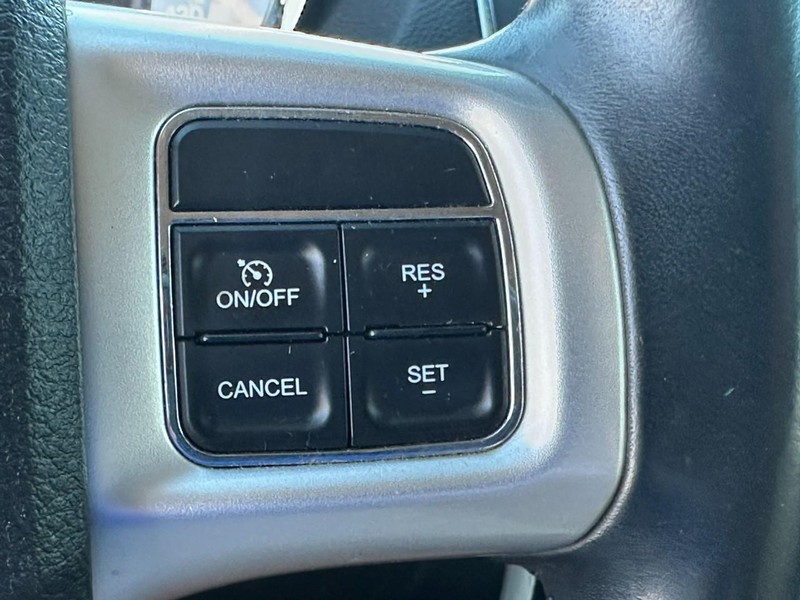 Dodge Grand Caravan Vehicle Image 19