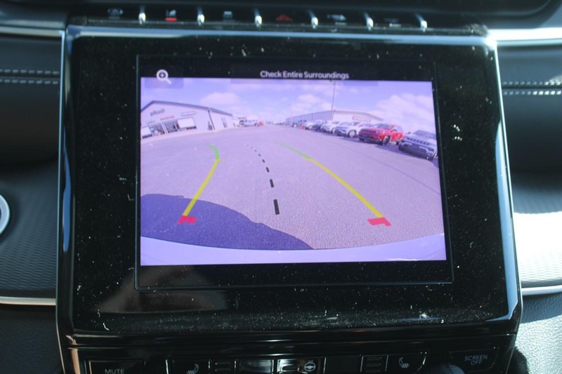 Jeep Grand Cherokee L Vehicle Image 09