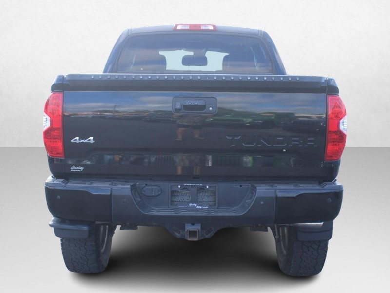 Toyota Tundra 4WD Vehicle Image 04