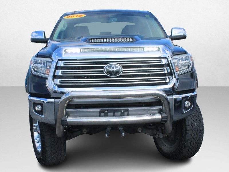 Toyota Tundra 4WD Vehicle Image 10