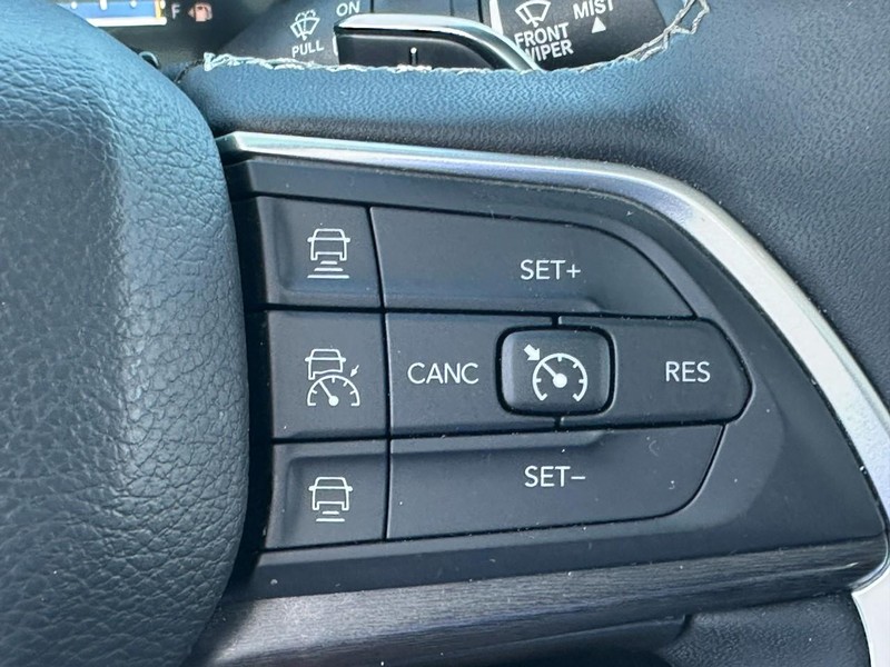 Jeep Grand Cherokee 4xe Vehicle Image 22