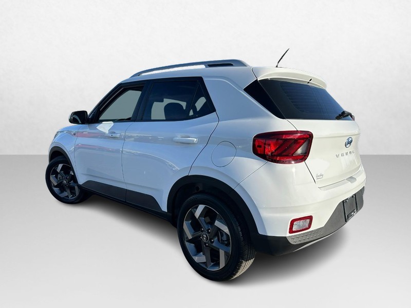 Hyundai Venue Vehicle Image 06