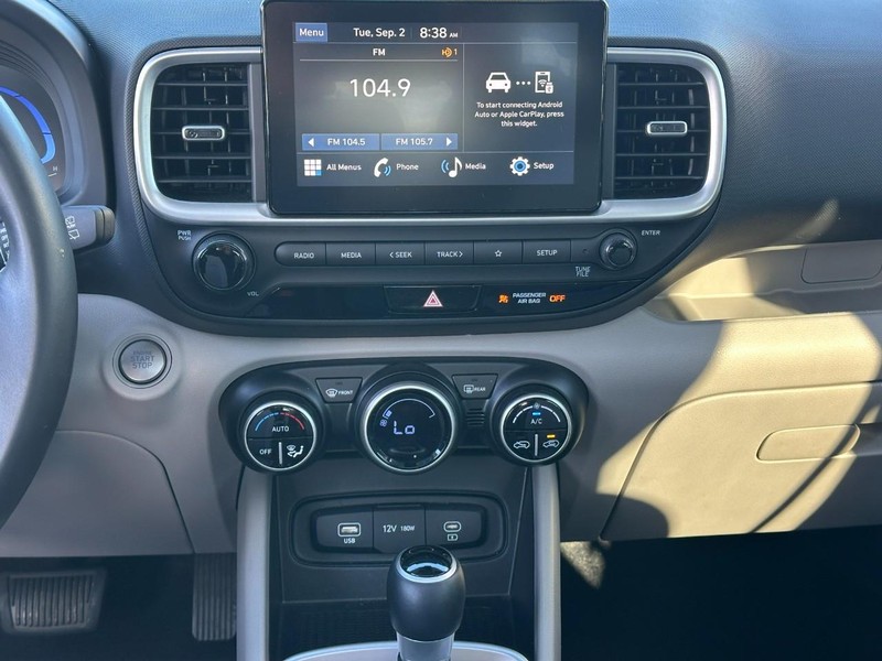 Hyundai Venue Vehicle Image 13